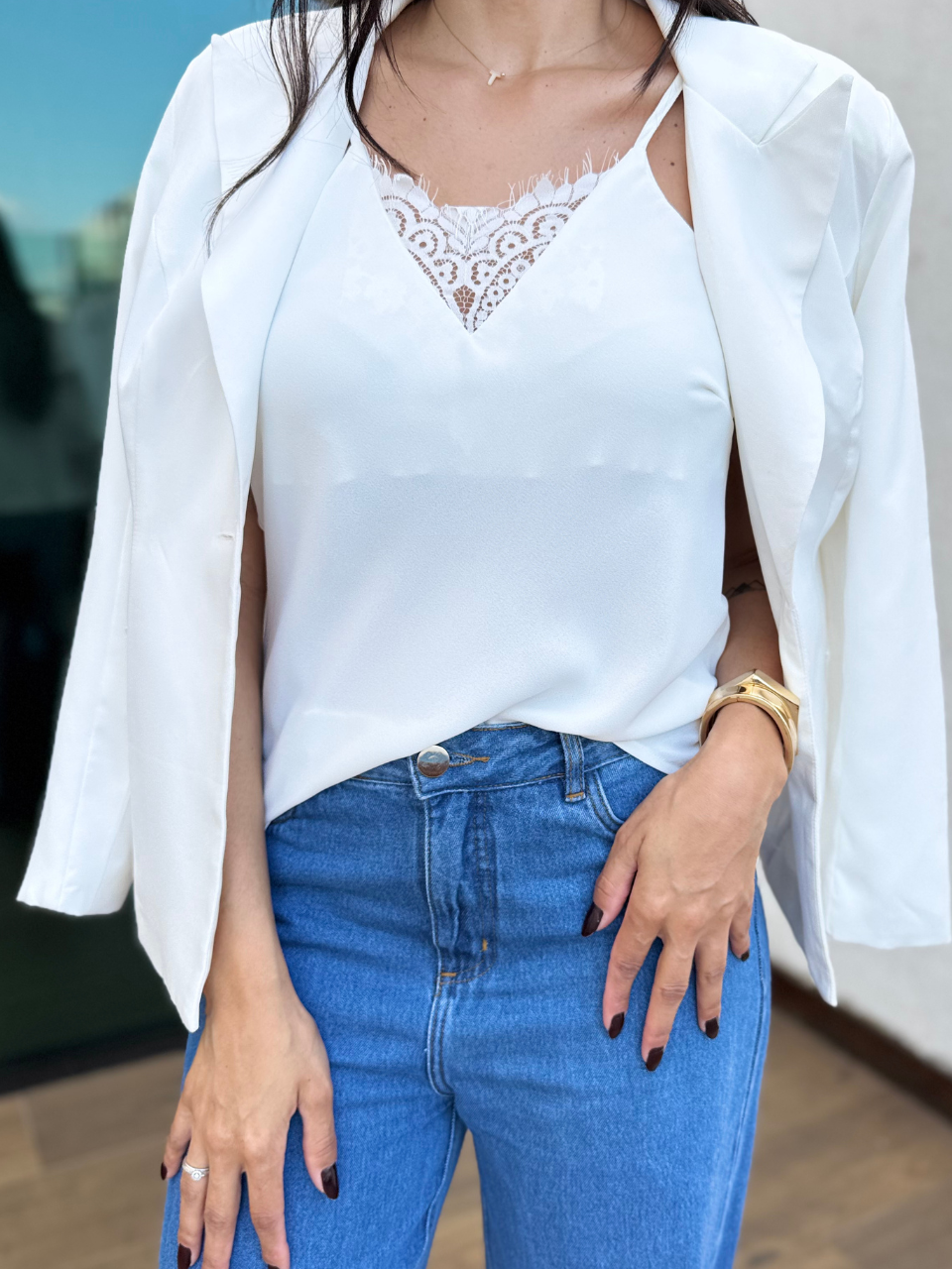 Blusa Sandy de Cetim Com Renda