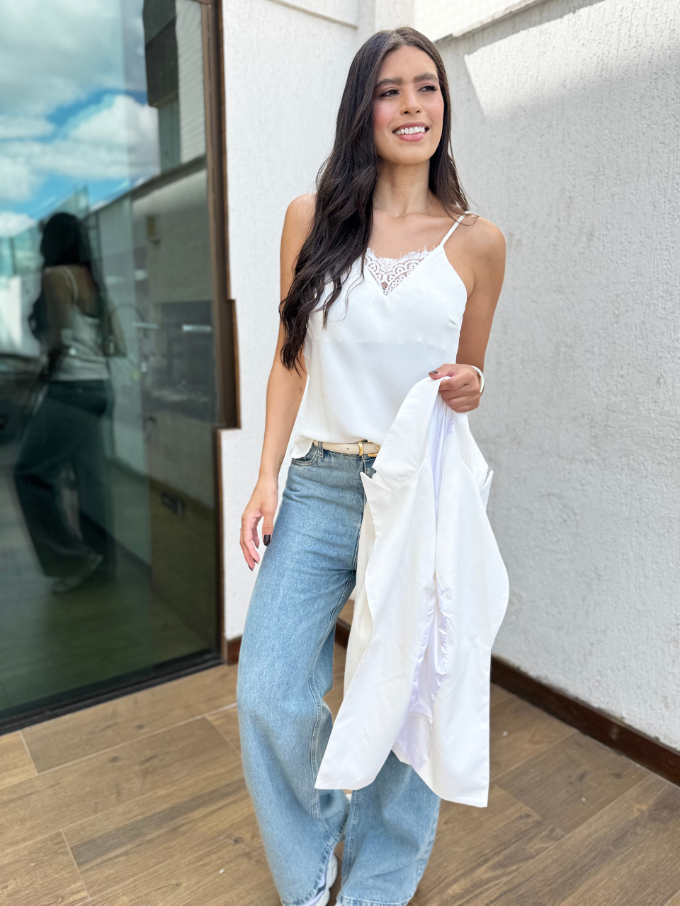 Blusa Sandy de Cetim Com Renda