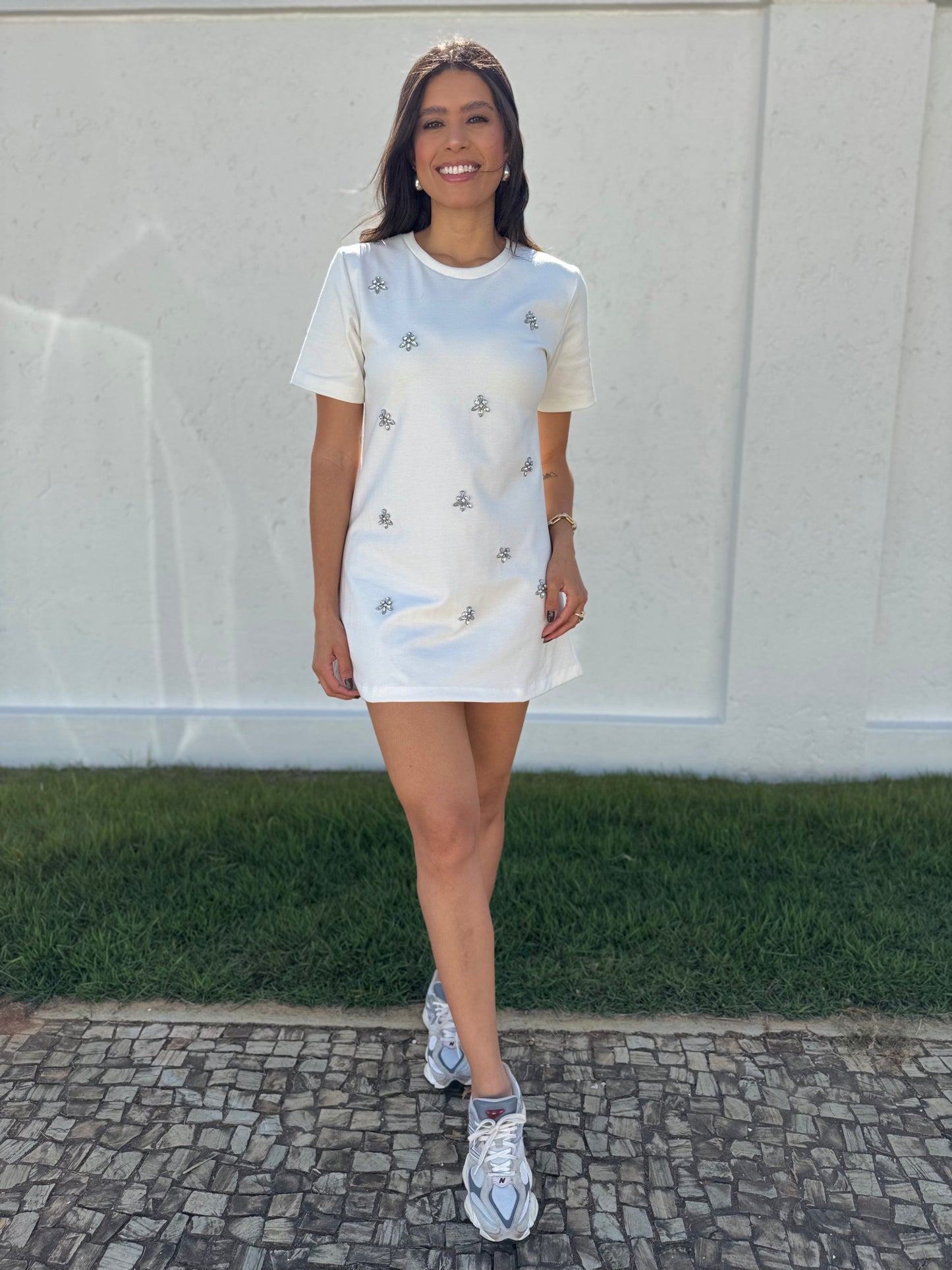 Vestido curto bordado Celine