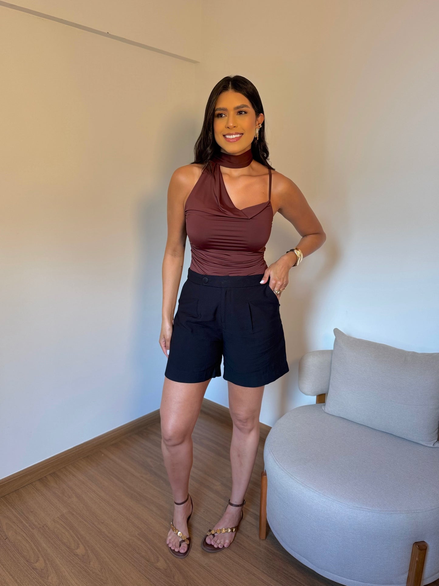 Blusa gola alta Thaciane