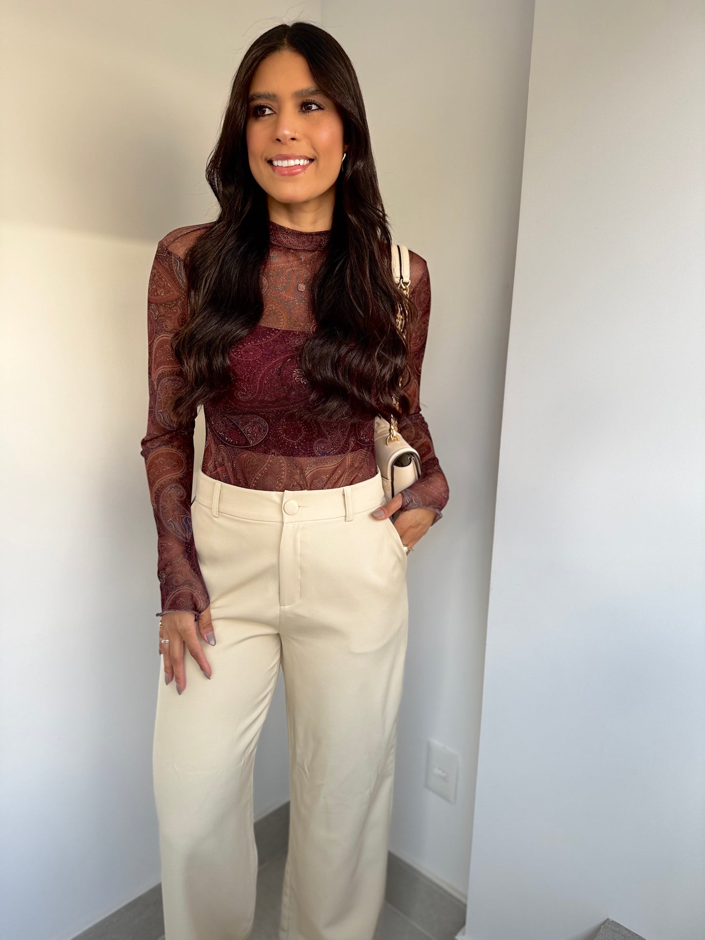 Blusa em tule com top Isis