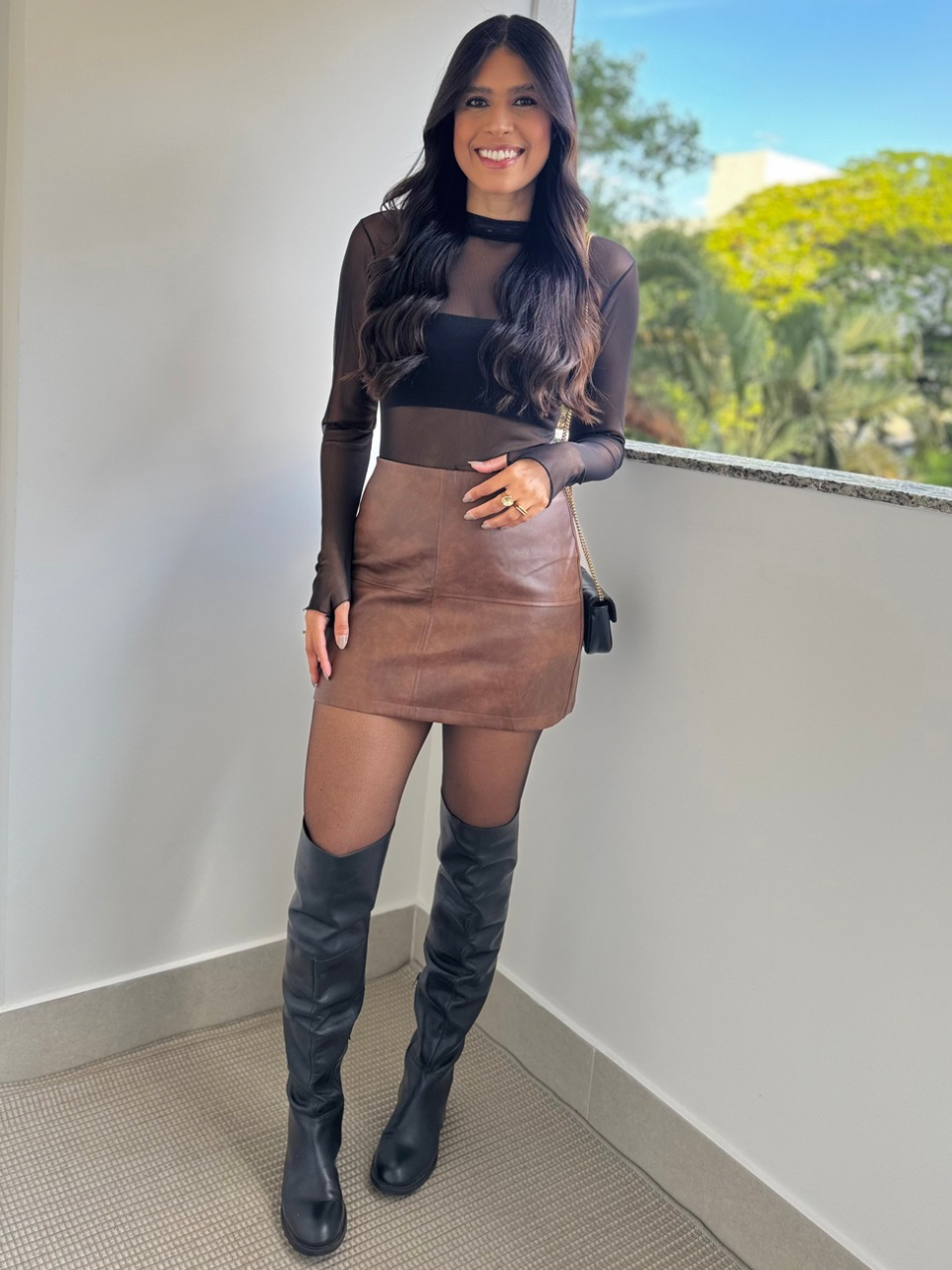 Saia em couro PU Bela
