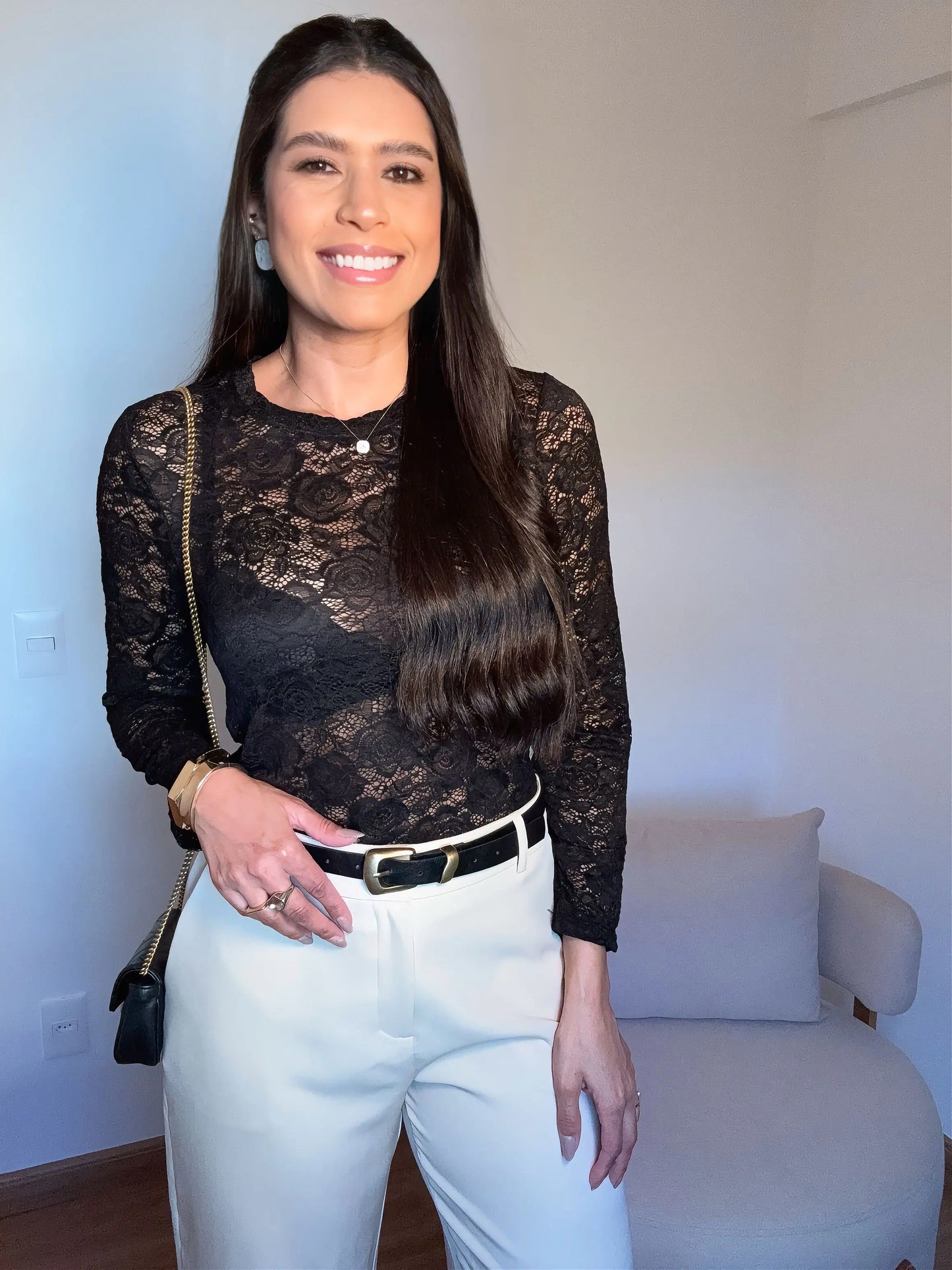 Blusa de Renda Preta Manga Longa Camilla