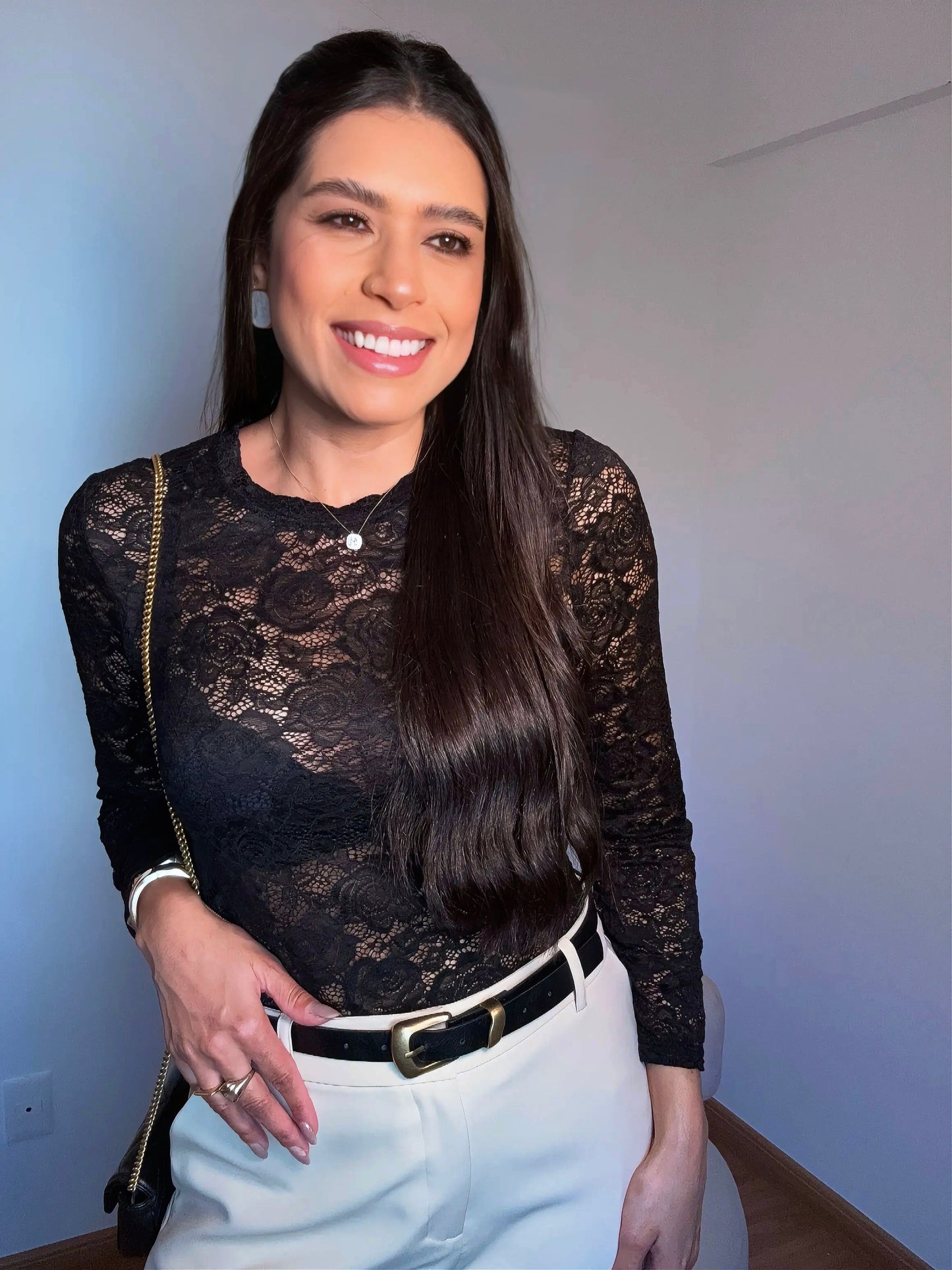 Blusa de Renda Preta Manga Longa Camilla